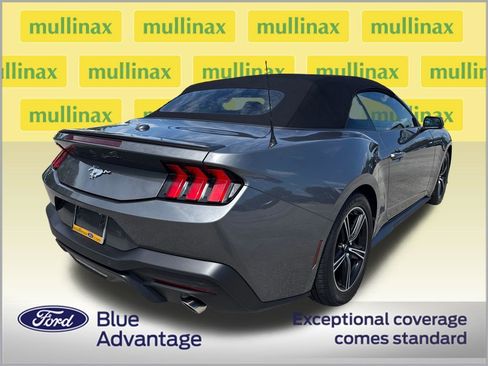 Used 2024 Ford Mustang Premium RWD image 4