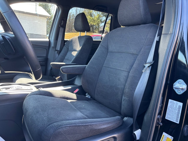Used 2022 Honda Pilot Sport image 11