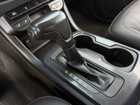 Used 2018 Chevrolet Colorado Z71 AWD/4WD image 21