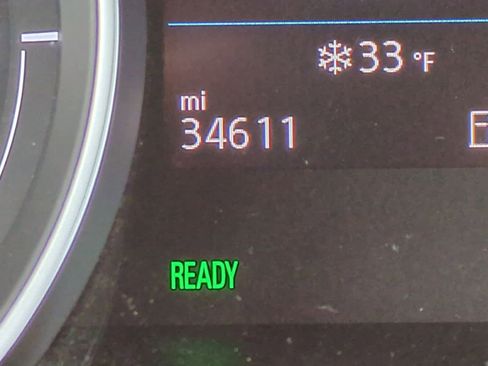 Used 2017 Volkswagen e-Golf SEL Premium image 32