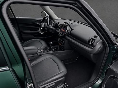 Used 2017 MINI Cooper Clubman FWD image 10