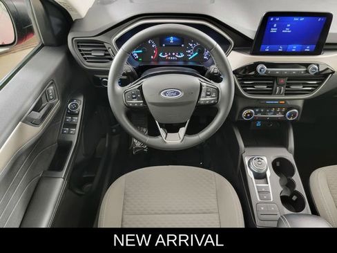 Certified 2022 Ford Escape SE w/ Cold Weather Package AWD/4WD image 23