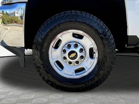 Used 2018 Chevrolet Silverado 2500 W/T w/ WT Convenience Package AWD/4WD image 25