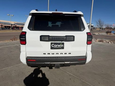 Used 2025 Toyota 4Runner SR5 image 7
