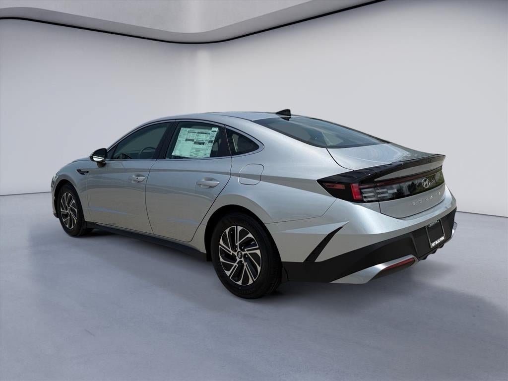 New 2026 Hyundai Sonata Blue FWD image 3