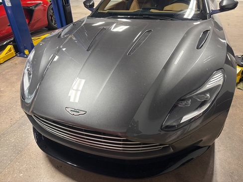 Used 2017 Aston Martin DB11 V12 image 5