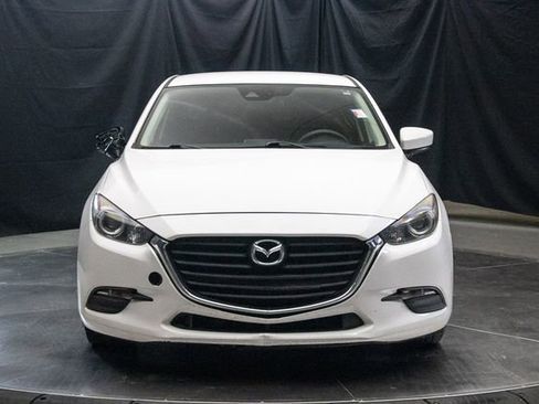 Used 2018 MAZDA MAZDA3 Sport FWD image 4