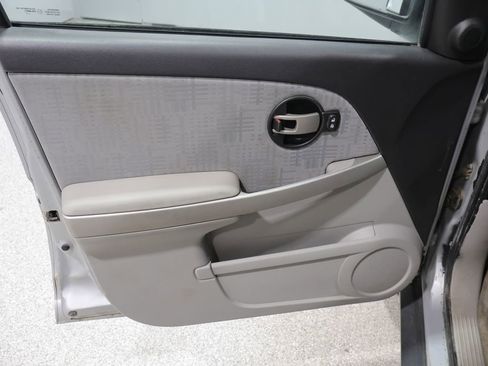 Used 2006 Chevrolet Equinox LS AWD/4WD image 12