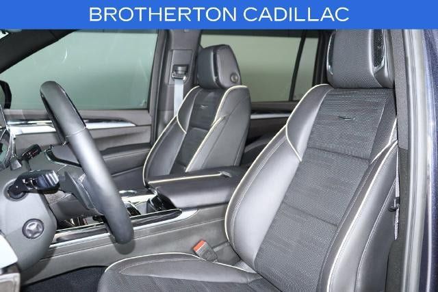Certified 2025 Cadillac Escalade ESV Sport w/ LPO, ONYX Package AWD/4WD image 22