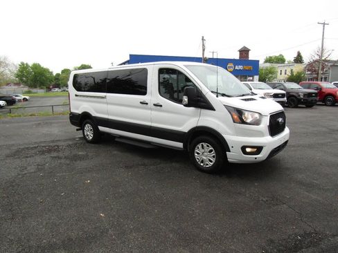 Used 2024 Ford Transit 350 XLT RWD image 41