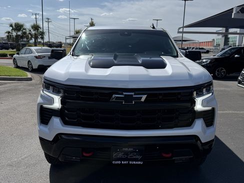 Used 2023 Chevrolet Silverado 1500 LT Trail Boss w/ Protection Package AWD/4WD image 2