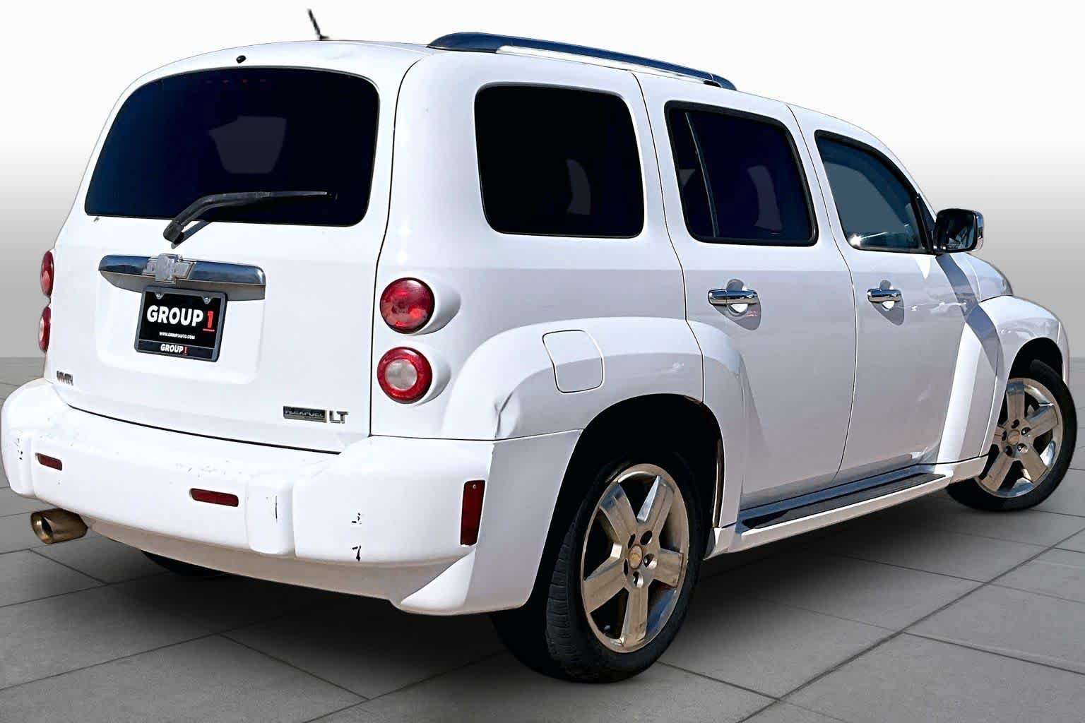 Used 2010 Chevrolet HHR LT w/ LT Preferred Equipment Group FWD image 12