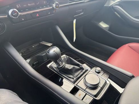 New 2026 MAZDA MAZDA3 2.5 S Hatchback w/ Premium Pkg image 40