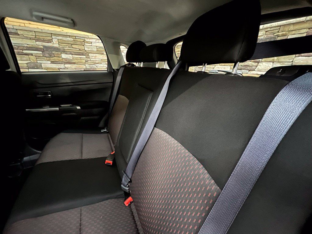 Used 2019 Mitsubishi Outlander Sport ES AWD/4WD image 41