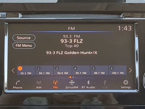 Used 2020 Nissan Rogue SV image 20