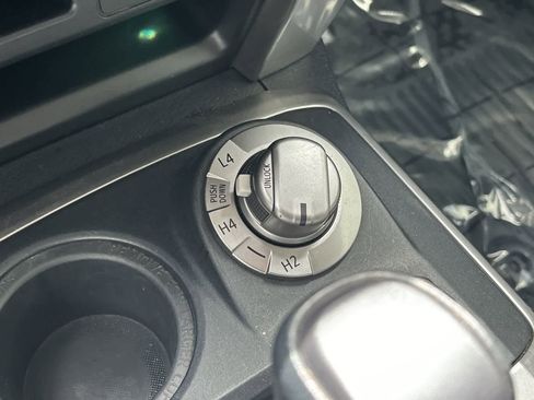 Used 2021 Toyota 4Runner SR5 AWD/4WD image 25