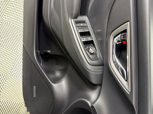 Used 2020 Subaru Forester Limited w/ Popular Package #3 image 10