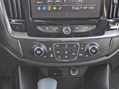 Certified 2023 Chevrolet Traverse LT image 21