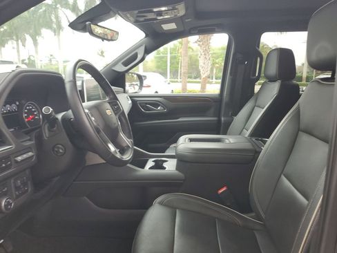 Used 2021 Chevrolet Tahoe Premier w/ Premium Package AWD/4WD image 21
