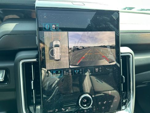 New 2026 GMC Yukon XL Denali w/ Denali Reserve Package image 26