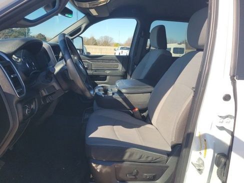 Used 2024 RAM 3500 Big Horn AWD/4WD image 17
