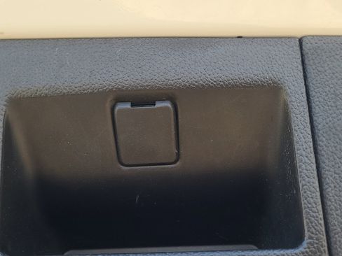 Used 2015 Chevrolet Tahoe 4WD image 24