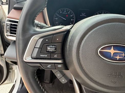Used 2022 Subaru Outback Touring AWD/4WD image 31