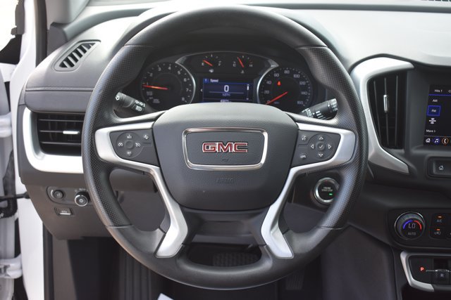 Used 2023 GMC Terrain SLE w/ Driver Convenience Package FWD image 19