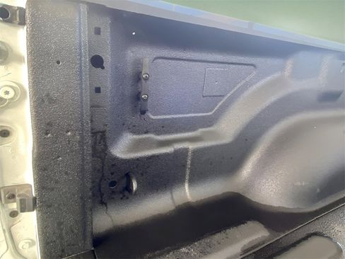 Used 2024 RAM 2500 Tradesman w/ Chrome Appearance Group image 21