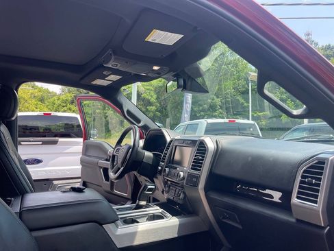 Used 2015 Ford F150 Platinum w/ Equipment Group 701A Luxury AWD/4WD image 34