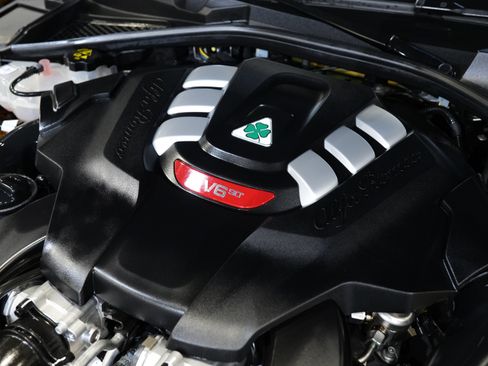 Used 2022 Alfa Romeo Giulia Quadrifoglio w/ Active Assist Plus Package RWD image 52