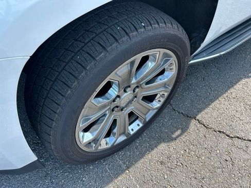 Used 2018 GMC Yukon SLT w/ Open Road Package AWD/4WD image 21
