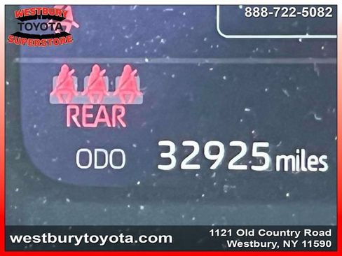 Used 2024 Toyota Tundra Limited AWD/4WD image 29