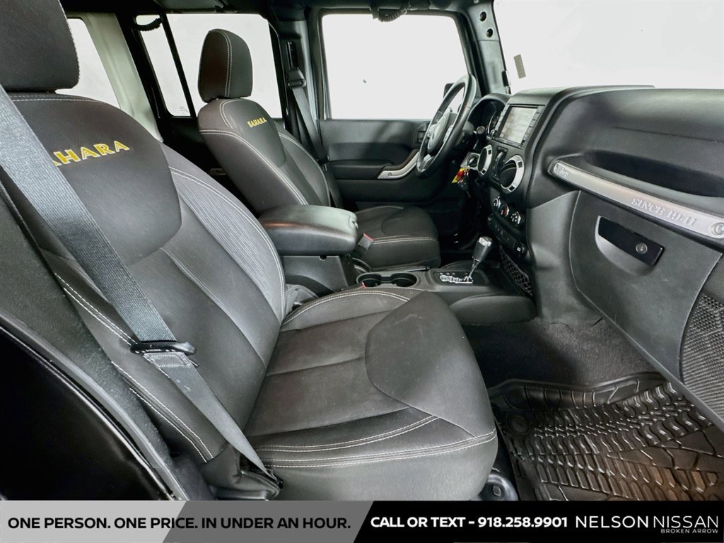 Used 2015 Jeep Wrangler Unlimited Sahara AWD/4WD image 23