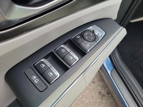 Certified 2025 Kia Sorento EX FWD image 21