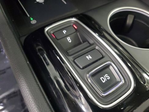 Certified 2024 Honda Pilot Touring image 23