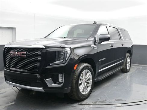 Used 2023 GMC Yukon XL SLT w/ Max Trailering Package image 10