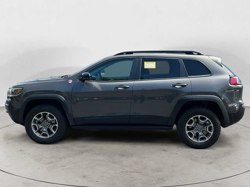 Used 2022 Jeep Cherokee Trailhawk w/ Sun, Sound & Nav Group AWD/4WD image 8