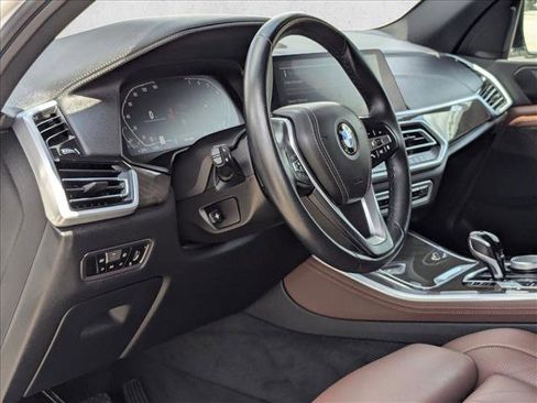 Used 2023 BMW X5 xDrive40i w/ Premium Package AWD/4WD image 9