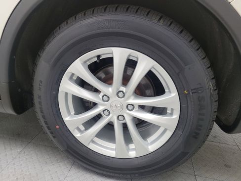 Used 2014 INFINITI QX70 3.7 w/ Premium Package image 31