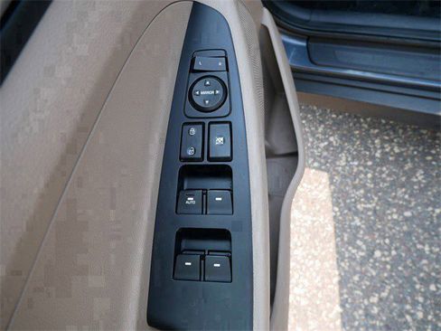 Used 2021 Hyundai Tucson Value w/ Cargo Package image 17