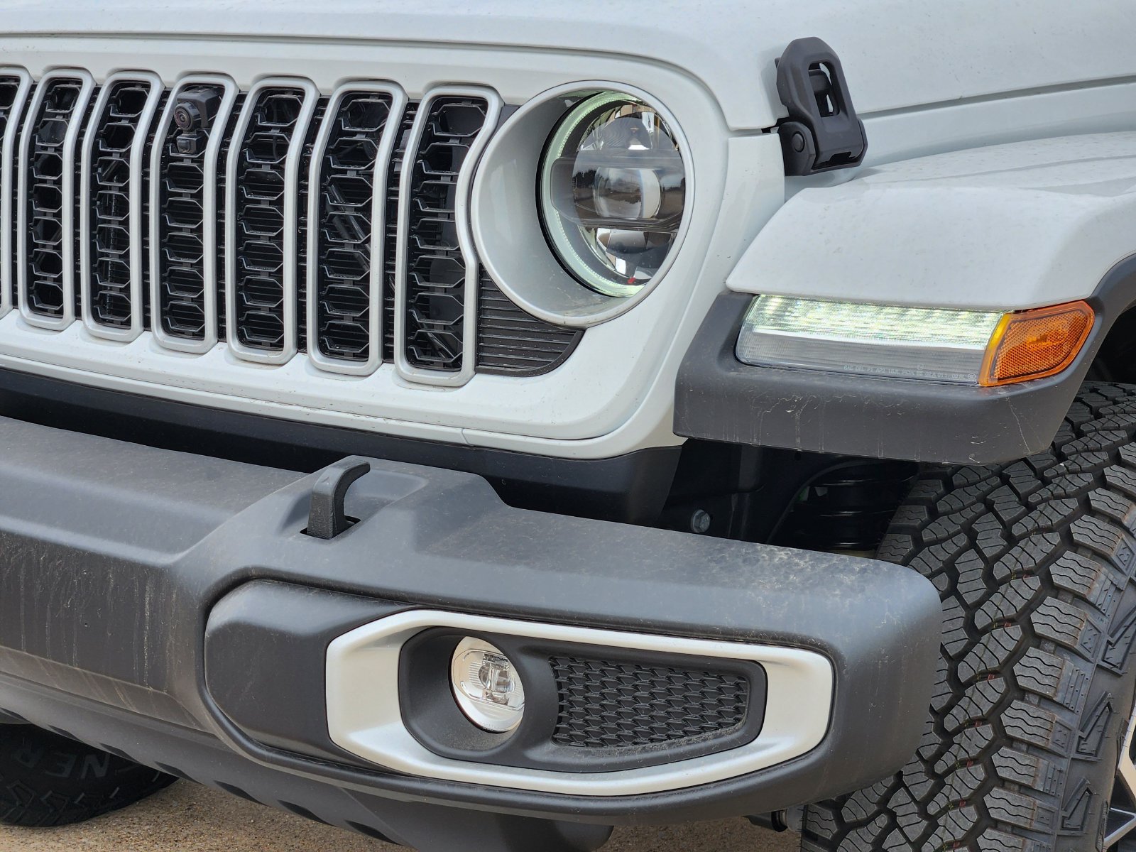 New 2026 Jeep Wrangler Unlimited Sahara AWD/4WD image 10