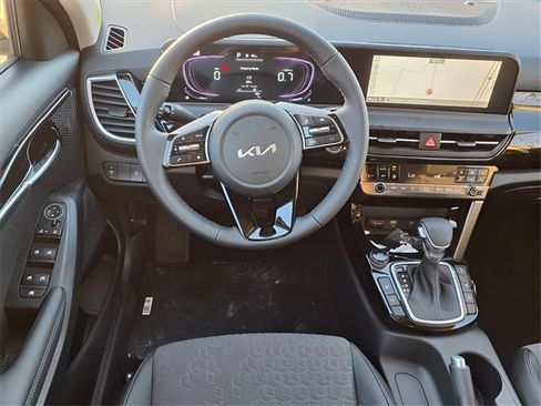 New 2026 Kia Seltos S image 4