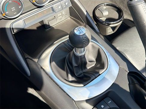 Used 2021 MAZDA MX-5 Miata Grand Touring image 26