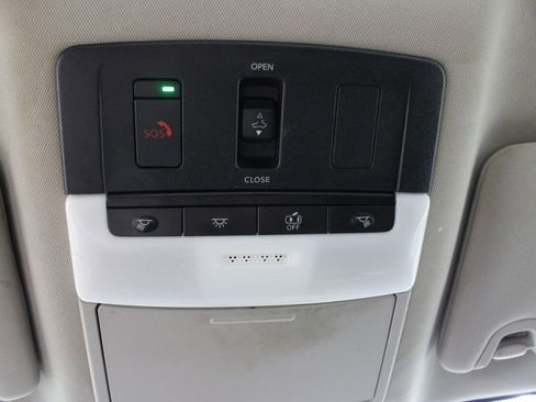 Used 2023 Nissan Altima 2.5 SR w/ SR Premium Package FWD image 28