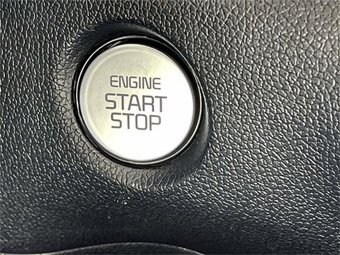 New 2026 Kia Sorento S w/ S Panoramic Sunroof Package image 22