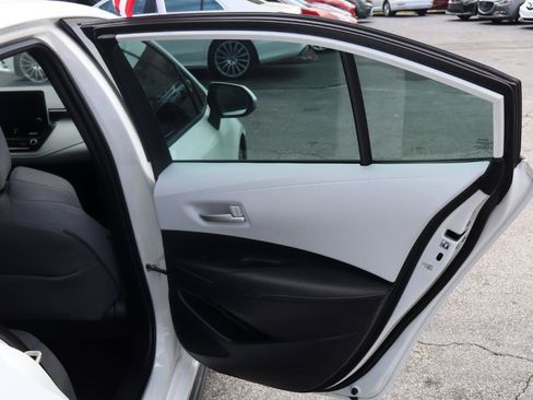 Used 2020 Toyota Corolla SE FWD image 20