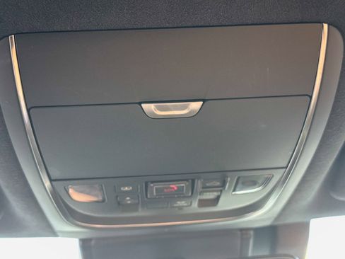 Used 2022 Lexus LS 500 w/ Interior Upgrade Package image 22