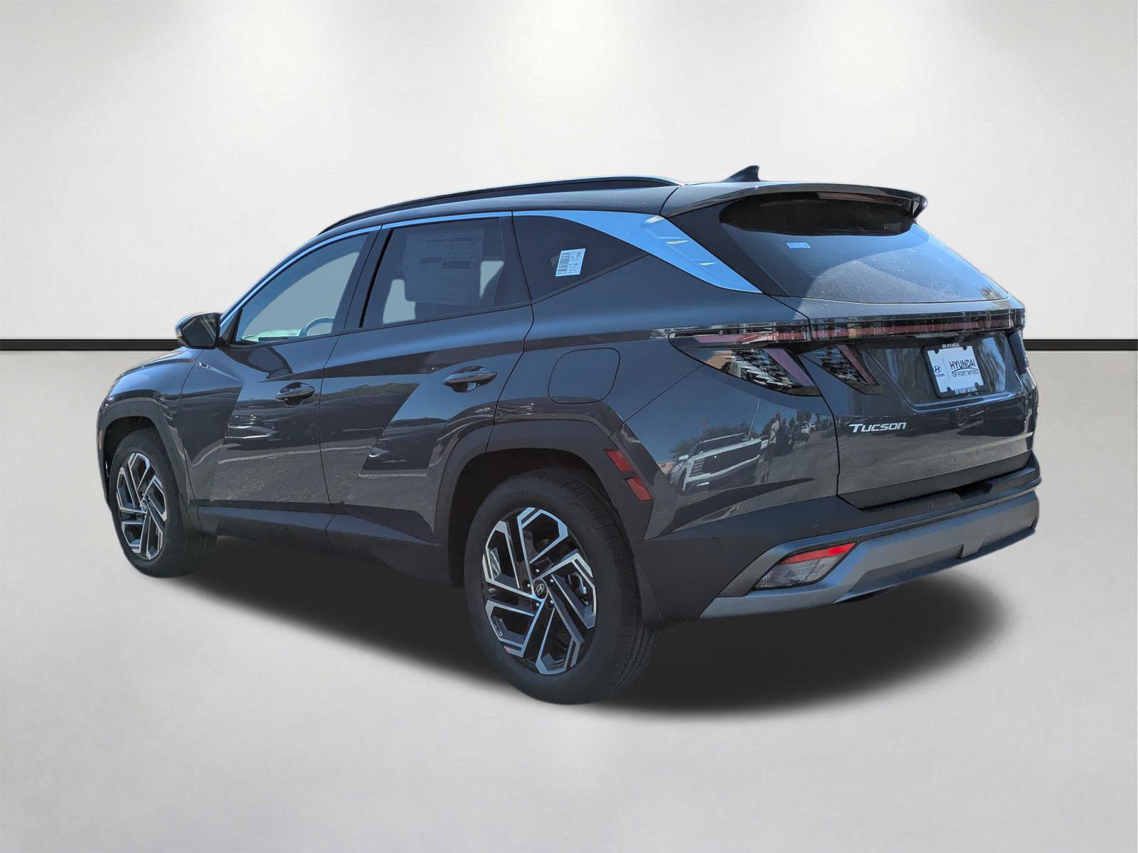 New 2026 Hyundai Tucson Limited FWD image 7