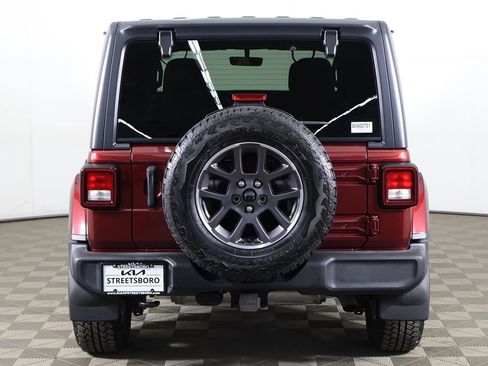 Used 2021 Jeep Wrangler Unlimited Sport AWD/4WD image 10